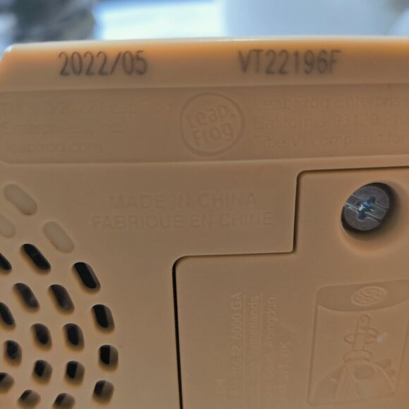 Wooden Alpha Pup Learning Toy, Pull along puppy teaches letters, sounds, songs. - Picture 8 of 10